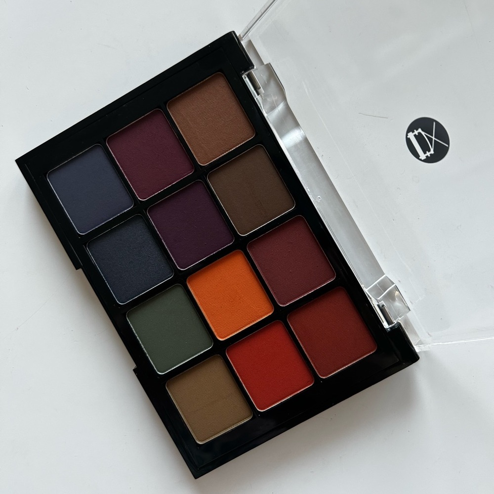 Viseart Dark Mattes Palette